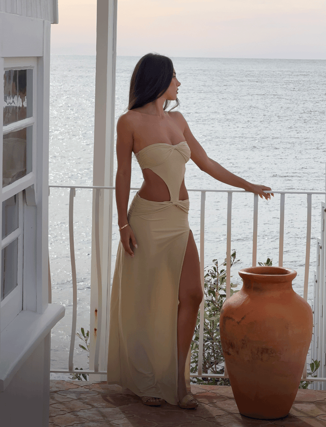 MAXI DRESSES