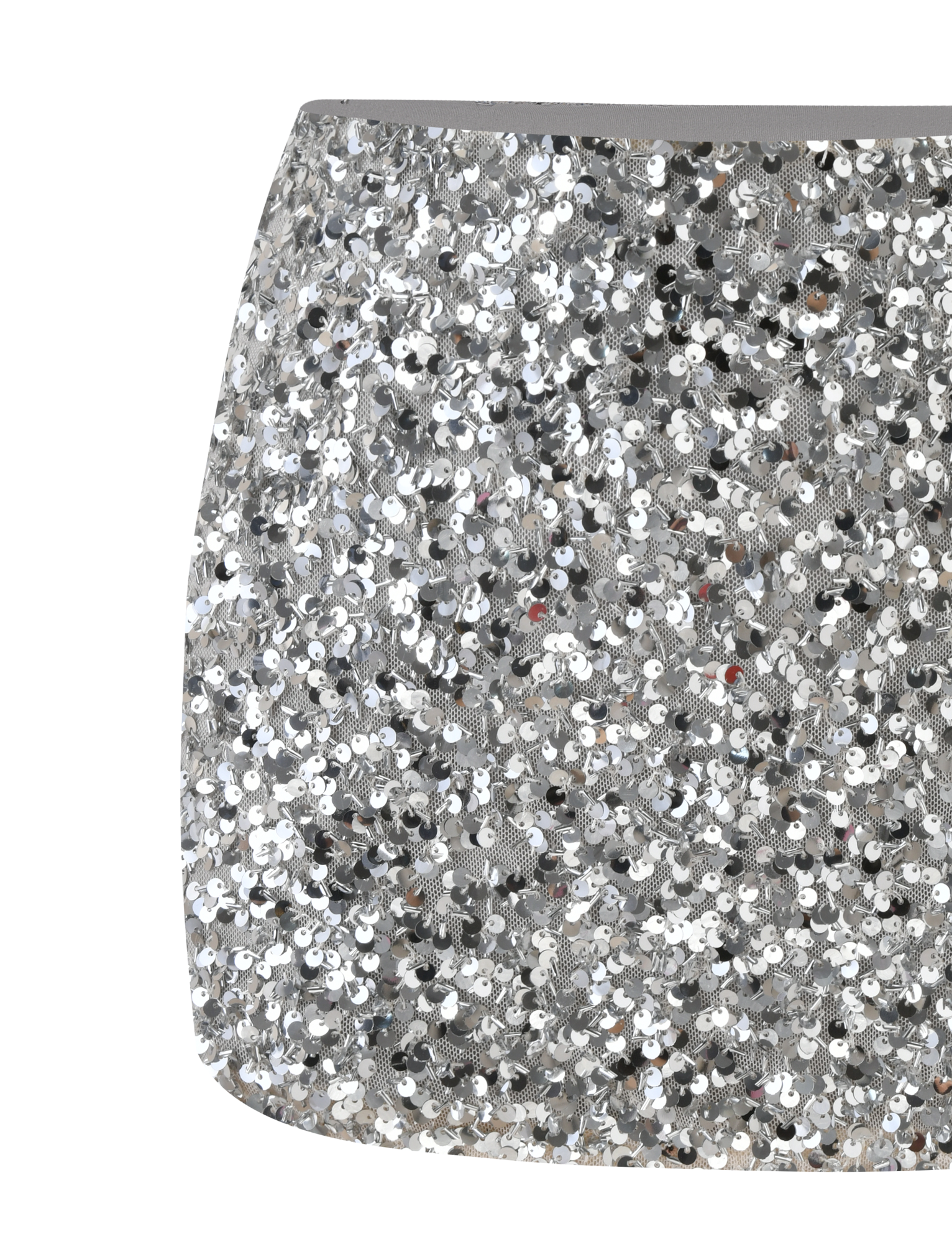 The TIGERMIST REILYNN MINI SKIRT - SILVER features a fitted waistband and densely packed silver sequins for a sparkling look, making it the perfect choice for a night out or special occasion.